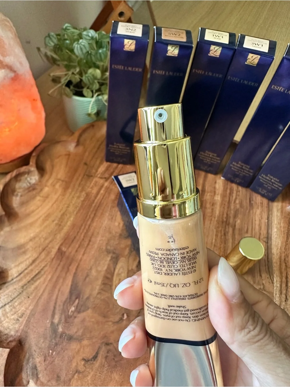 Estee Lauder Futurist Hydra Rescue Makeup 3W2 CASHEW